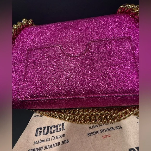 SOLD
Limited Edition Authentic Gucci Metallic Pink Galassia  Padlock - Picture 15 of 15